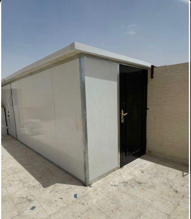 سندوتش بانل متين بالرياض
